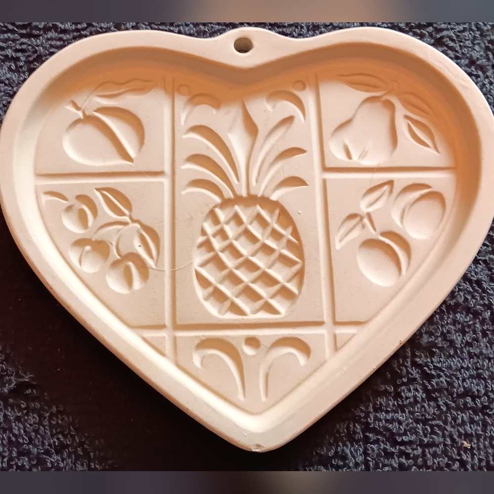Pampered Chef Stoneware Cookie Mold